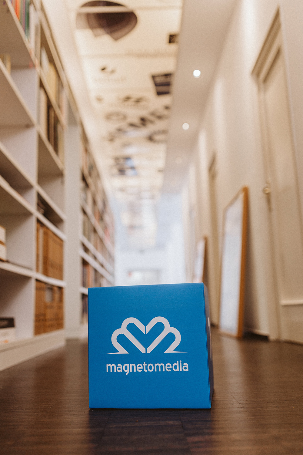 magnetomedia Markenwürfel im Büro
